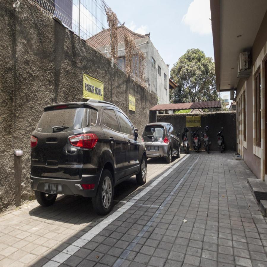 RedDoorz @ Gunung Sanghyang Kerobokan Denpasar  Bagian luar foto