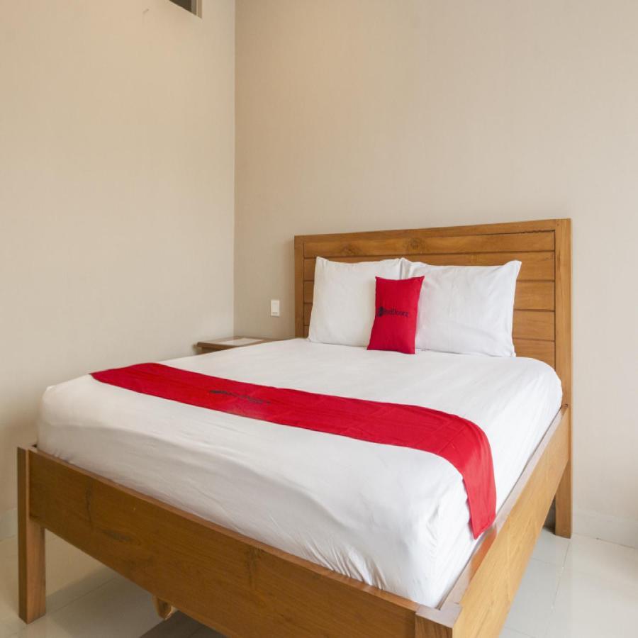 RedDoorz @ Gunung Sanghyang Kerobokan Denpasar  Bagian luar foto